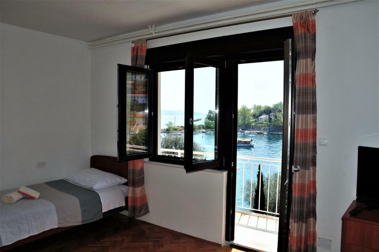 Apartmani Kadmen อิกา ภายนอก รูปภาพ